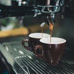 café